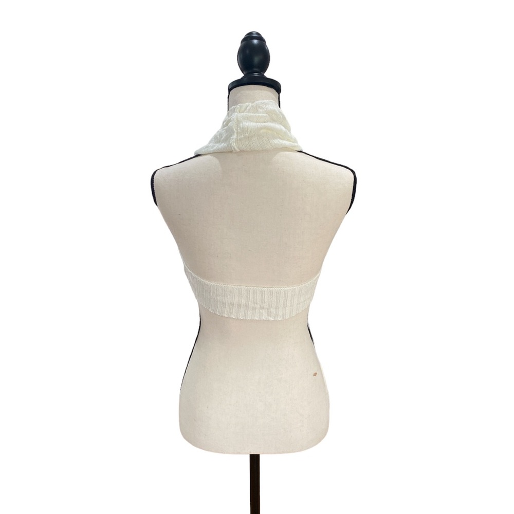 V Hem Turtleneck Sleeveless Sweater - Picture 2 of 2